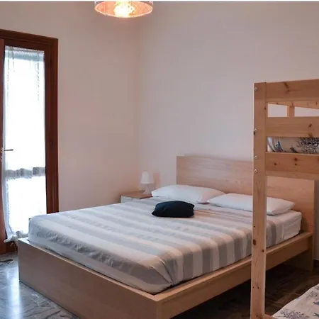 Gryllus Bed and breakfast *