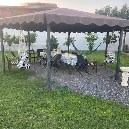 Bed and Breakfast Gryllus