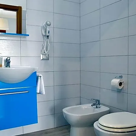 Bed & Breakfast Gryllus 3*