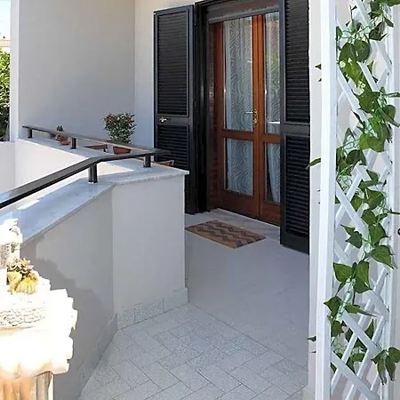 Bed & Breakfast Gryllus 3*
